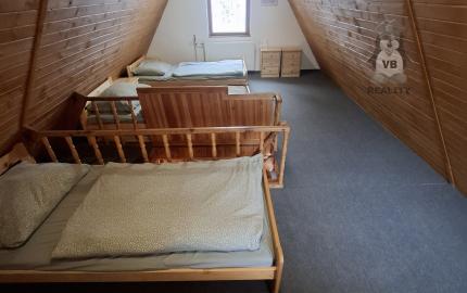 prerobená chata na celoročné bývanie v Poráčskej doline