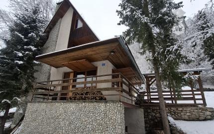 prerobená chata na celoročné bývanie v Poráčskej doline