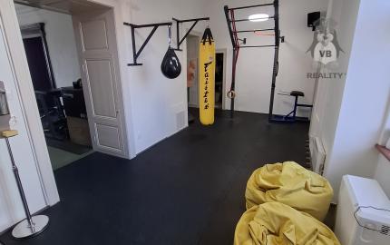 Priestory na prenájom priamo na námestí – Spišská Nová Ves