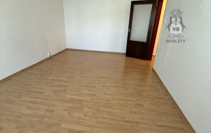 Byt 1+1 s loggiou sídl. Mier, Sp. Nová Ves