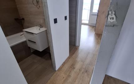 3-izbový byt s loggiou po kompletnej rekonštrukcii - Západ 1