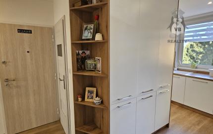 Moderný 3-izbový byt s balkónom po kompletnej rekonštrukcii - sídlisko Mier, Spišská Nová Ves