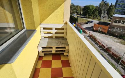 Moderný 3-izbový byt s balkónom po kompletnej rekonštrukcii - sídlisko Mier, Spišská Nová Ves