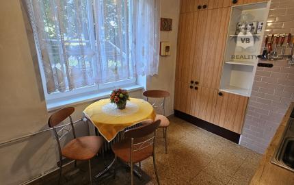 3-izbový byt v centre Spišskej Novej Vsi – 70 m², 3 pivnice – 10 m²