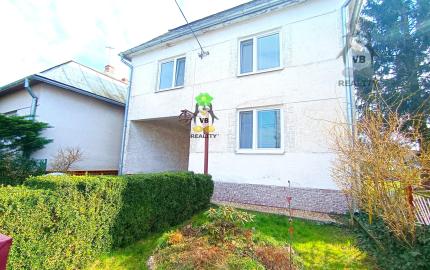 6- izbový rodinný dom 2164 m2, Záhor