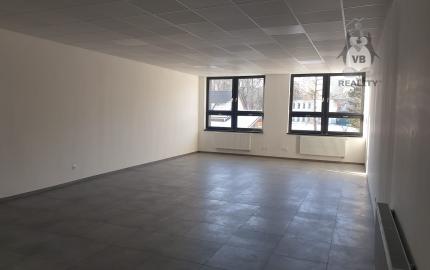 Prenájom kancelárskych priestorov v OC DRUŽBA na sídlisku Tarča, Spišská Nová Ves