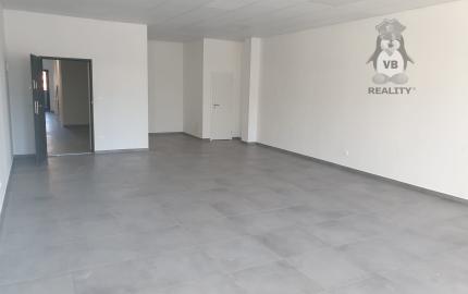 Prenájom kancelárskych priestorov v OC DRUŽBA na sídlisku Tarča, Spišská Nová Ves