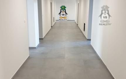 Prenájom kancelárskych priestorov v OC DRUŽBA na sídlisku Tarča, Spišská Nová Ves
