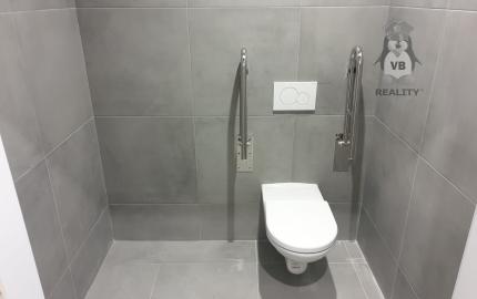 Prenájom kancelárskych priestorov v OC DRUŽBA na sídlisku Tarča, Spišská Nová Ves