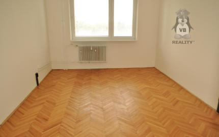 Prenájom bytu 3+1 s loggiou, síld. Tarča, SNV