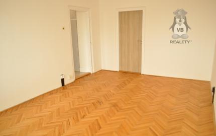 Prenájom bytu 3+1 s loggiou, síld. Tarča, SNV