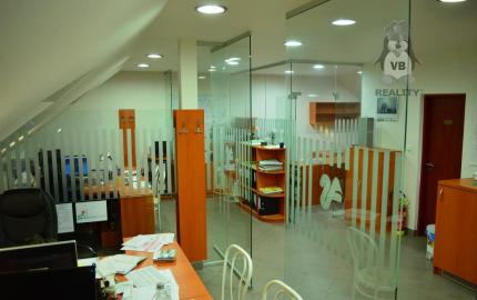 Relaxačný dom Vitálny svet + podkrovné kancelárie, Krompachy