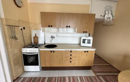 Byt 3+1 s loggiou centrum, Sp. Nová Ves