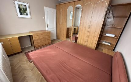 Byt 3+1 s loggiou centrum, Sp. Nová Ves