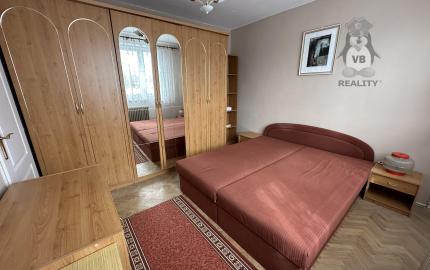 Byt 3+1 s loggiou centrum, Sp. Nová Ves