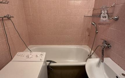 Byt 3+1 s loggiou centrum, Sp. Nová Ves