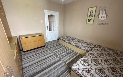 Byt 3+1 s loggiou centrum, Sp. Nová Ves