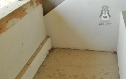 Mezonetový byt 4+1 s loggiou, centrum Spišská Nová Ves