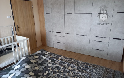 Byt 2+1 s balkónom prerobený na 3.izbový sídl. Rozvoj, Levoča