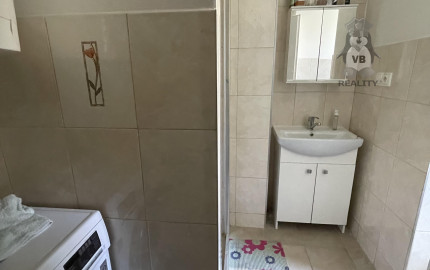 Byt 2+1 s balkónom prerobený na 3.izbový sídl. Rozvoj, Levoča