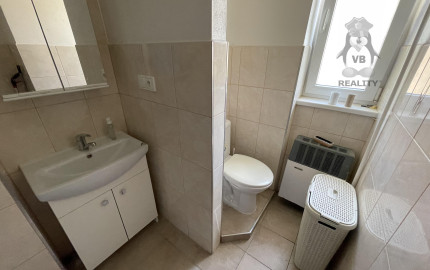 Byt 2+1 s balkónom prerobený na 3.izbový sídl. Rozvoj, Levoča