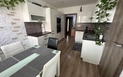 Byt 4+1 s dvomi loggiami Spišské Podhradie, okr. Levoča