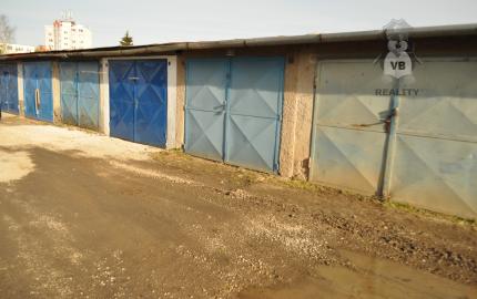 Garáž, sídl. Tarča, Sp. Nová Ves