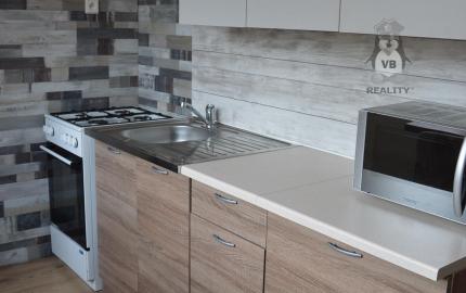 Byt 2+1 s loggiou na sídl. Tarča, Sp. Nová Ves