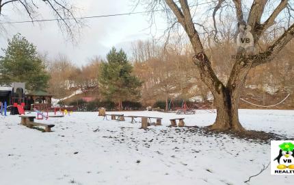 Víkendový domček alebo chalupa 12 km od Sobraniec