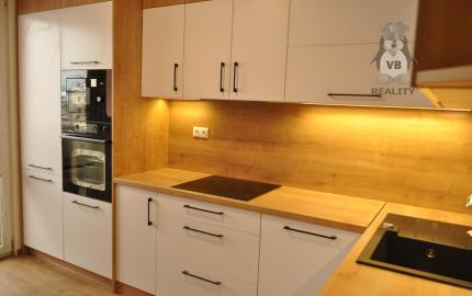 Byt 3+1 s loggiou, sídl. Západ 1, Sp. Nová Ves