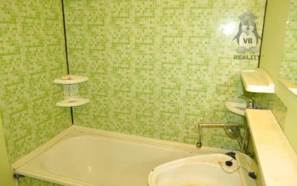 Byt 2+1 s loggiou, centrum Spišská Nová Ves