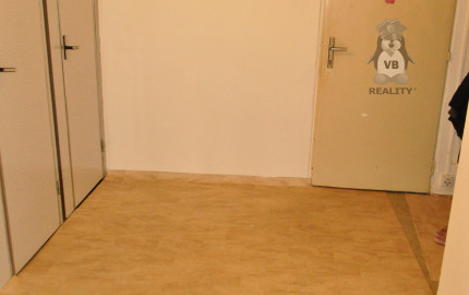 Byt 2+1 s loggiou, centrum Spišská Nová Ves