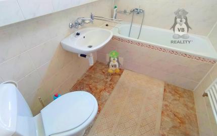 Jedinečný rodinný dom v obci Vinné s rozľahlým pozemkom