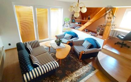 Jedinečný rodinný dom v obci Vinné s rozľahlým pozemkom