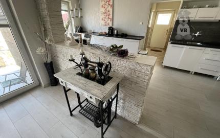 Rodinný dom v blízkosti centra mesta Sp. Nová Ves