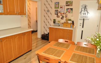 Velkometrážny byt 3+1 s garážou centrum, Sp. Nová Ves