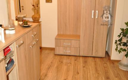 Velkometrážny byt 3+1 s garážou centrum, Sp. Nová Ves