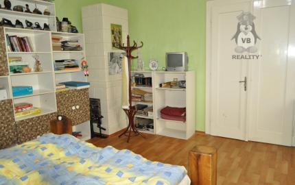 Velkometrážny byt 3+1 s garážou centrum, Sp. Nová Ves