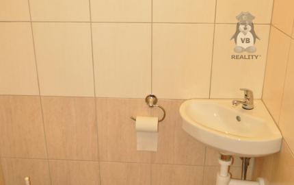 Velkometrážny byt 3+1 s garážou centrum, Sp. Nová Ves