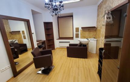 Prenájom komerčných nebytových priestorov v centre SNV