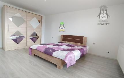 VÝRAZNE ZNÍŽENÁ CENA -Veľkorysý 5. izbový dom, Žbince