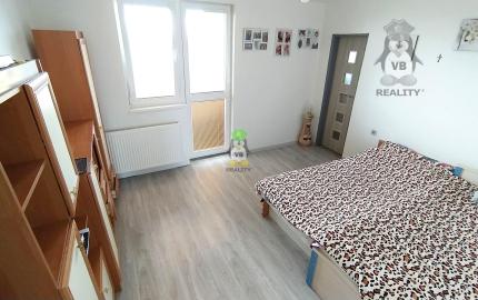 VÝRAZNE ZNÍŽENÁ CENA -Veľkorysý 5. izbový dom, Žbince