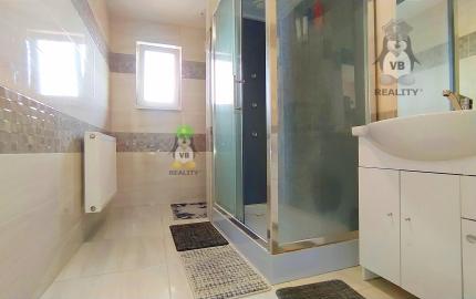 VÝRAZNE ZNÍŽENÁ CENA -Veľkorysý 5. izbový dom, Žbince