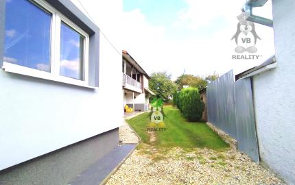 Rodinný dom, 2033m2, Falkušovce