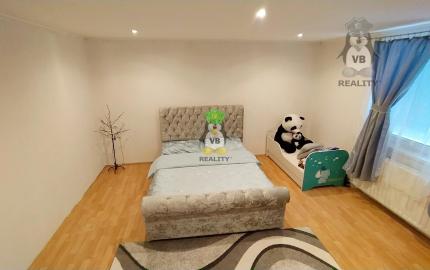 Rodinný dom, 2033m2, Falkušovce