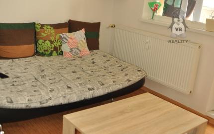 Byt 2+1 s loggiou, sídl. Mier, Spišská Nová Ves