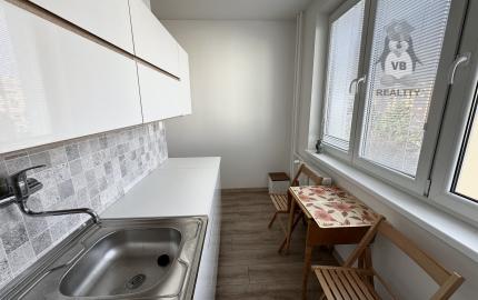 Byt 2+1 s loggiou sídl. Mier, Sp. Nová Ves