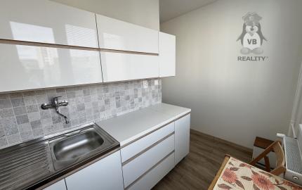 Byt 2+1 s loggiou sídl. Mier, Sp. Nová Ves