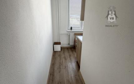 Byt 2+1 s loggiou sídl. Mier, Sp. Nová Ves