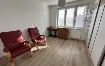 Byt 2+1 s loggiou sídl. Mier, Sp. Nová Ves